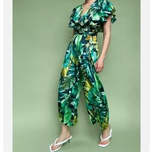 Zara V Neck Leaf Patterned Jumpsuit